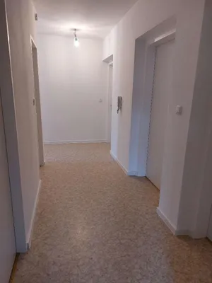 3-Zimmer-Wohnung mieten in Urfahr-Umgebung – 82 m², € 898 – Bild 10 von 11