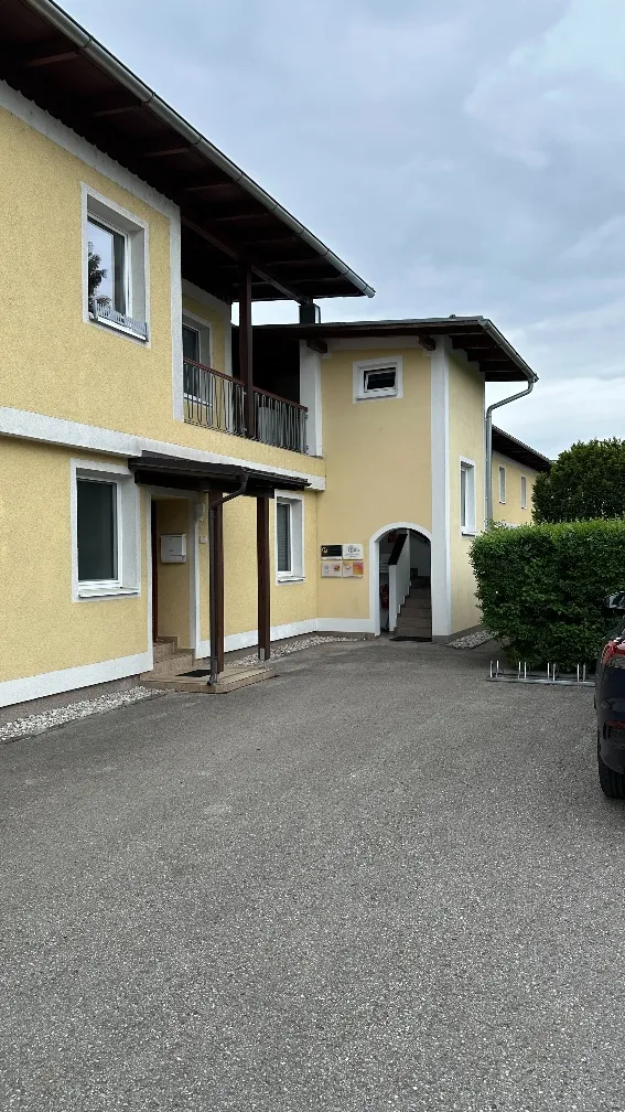Büro-/ Geschäftsraum / Studio / Praxis / Hobbyraum / .... ca. 50m², ausreichend Parkplätze vorhanden – pohled 2
