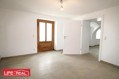 2-Zimmer-Gewerbeimmobilie mieten in Eferding – 123 m², € 833 – Bild 4 von 13