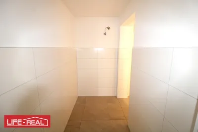 2-Zimmer-Gewerbeimmobilie mieten in Eferding – 123 m², € 833 – Bild 7 von 13