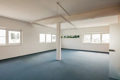 12-Zimmer-Gewerbeimmobilie mieten in Amstetten – 400 m², € 4.779 – Bild 4 von 17