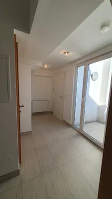 Unbefristete Dachgeschoss Wohnung in 1160 Wien – Bild 2