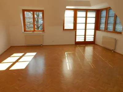 Sanierte Dachterrassenwohnung mit Fernblick in der Kaasgrabengasse – Bild 3