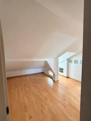 5-Zimmer-Wohnung mieten in Salzburg Stadt – 180 m², € 1.300 – Bild 13 von 17