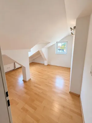 5-Zimmer-Wohnung mieten in Salzburg Stadt – 180 m², € 1.300 – Bild 4 von 17