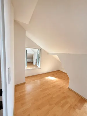 5-Zimmer-Wohnung mieten in Salzburg Stadt – 180 m², € 1.300 – Bild 10 von 17