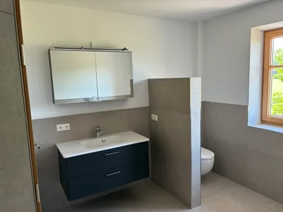 6-Zimmer-Immobilie mieten in Braunau am Inn – 200 m², € 2.200 – Bild 11 von 18
