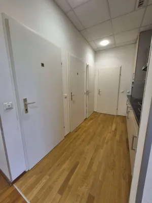 7-Zimmer-Gewerbeimmobilie mieten in Graz – 185 m², € 11 – Bild 12 von 28