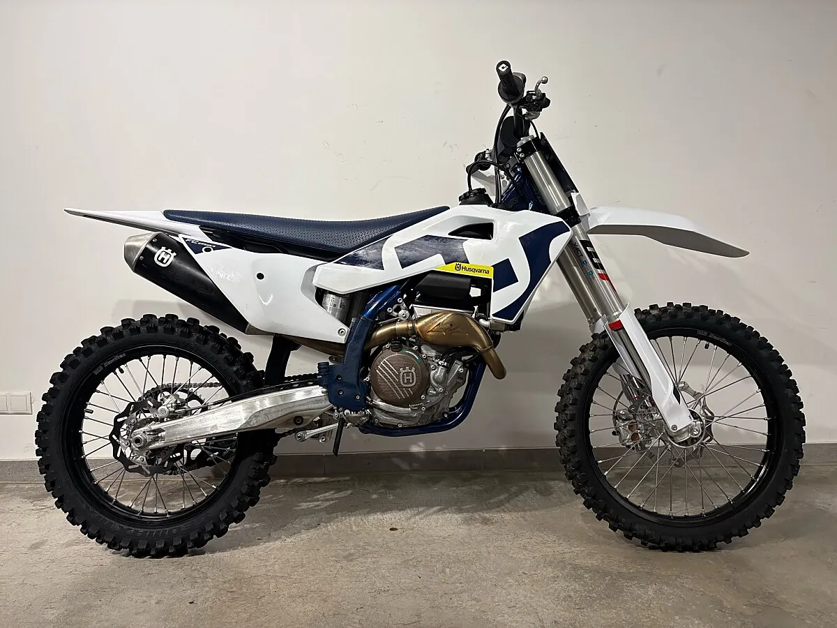 Husqvarna FC