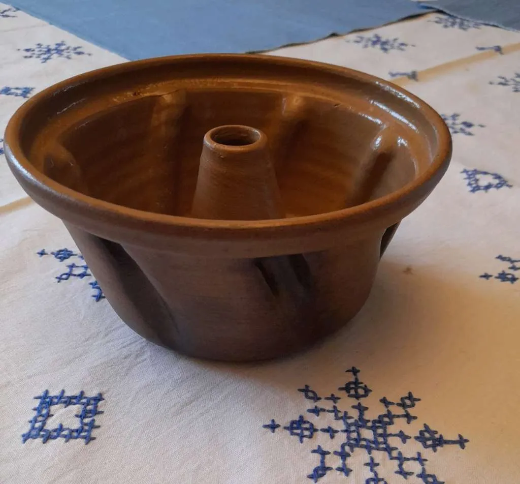 Alte Backform aus Ton, € 12,- (8311 Markt Hartmannsdorf)