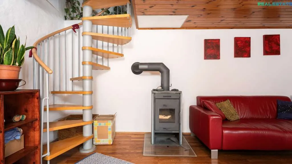 Bunte Villa mit Scheune und 2500 m² Grundstück - Widok 3