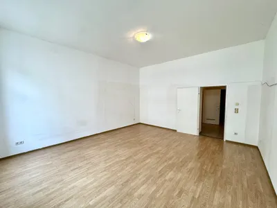 NEU! Geräumige 1 Zimmerwohnung in Top Lage des 6. Bezirks! – Bild 3