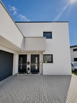 3-Zimmer-Wohnung kaufen in Braunau am Inn – 108 m², € 280.000 – Bild 1 von 13