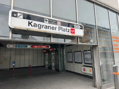 8 Minutes to Vienna International Centre Fully Furnished 3 Room Apartment – Bild 2