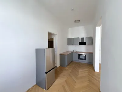 Helle 3-Zimmer-Altbauwohnung I unbefristet – Bild 3