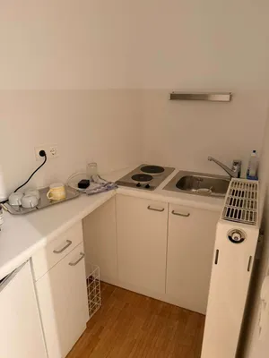 3-Zimmer-Gewerbeimmobilie mieten in Salzburg Stadt – 20 m², € 900 – Bild 5 von 6
