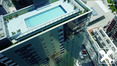 Traumhafte Wienerbergcity-Wohnung über den Dächern Wiens mit Skypool