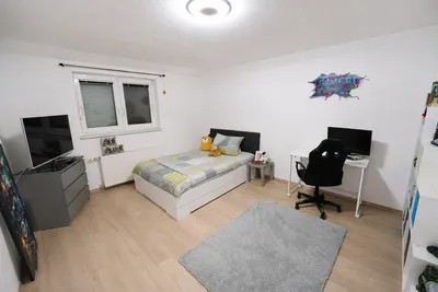 5-Zimmer-Haus kaufen in Neunkirchen – 150 m², € 299.999 – Bild 9 von 16