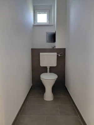 2-Zimmer-Wohnung mieten in Neunkirchen – 70 m², € 600 – Bild 11 von 13
