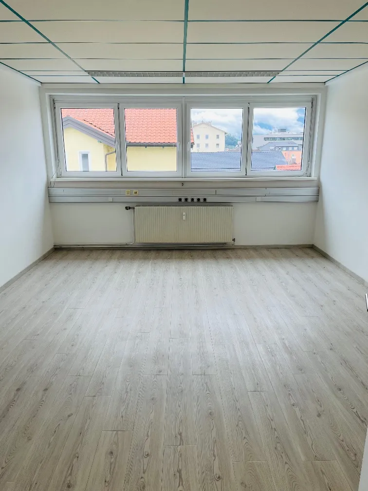 PROVISIONSFREIES 2 Zimmer Büro in zentraler Lage! - Ansicht 3