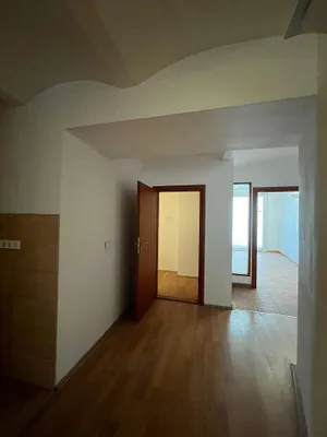 13-Zimmer-Immobilie mieten in Wien – 232 m², € 3.177 – Bild 14 von 60