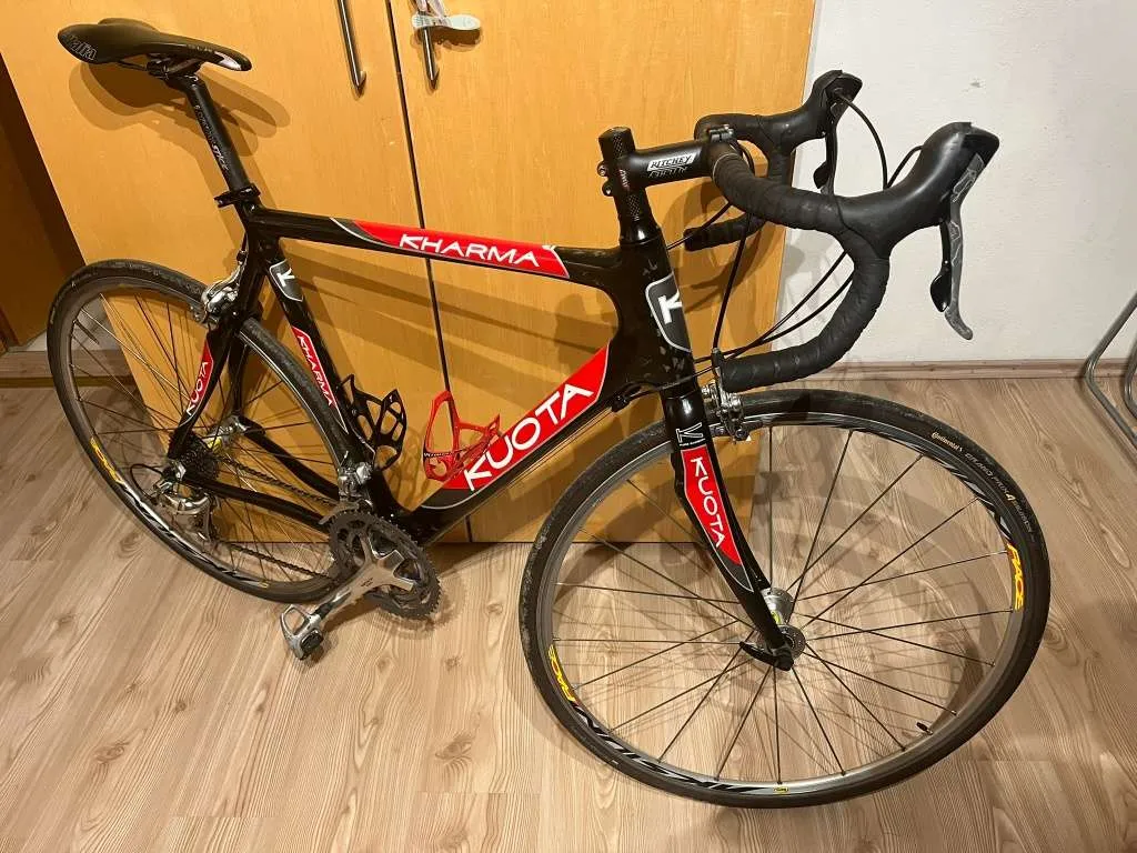 rose laufräder rennrad XLITE 04 Force AXS – Carbon mit SRAM Force AXS – Bici No.1 C:Gloves ABASI PATHOS OVERDRIVE by Style:1-Heart - Arched