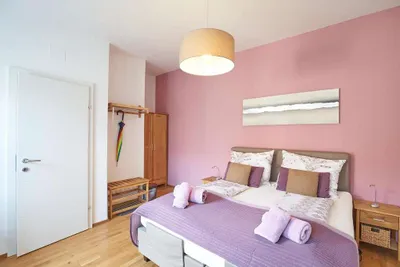Gewerbeimmobilie kaufen in Neunkirchen – 220 m², € 474.999 – Bild 3 von 18