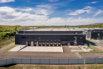 Gewerbeimmobilie mieten in Korneuburg – 14 000 m² – Bild 1 von 5
