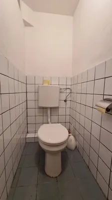 10-Zimmer-Gewerbeimmobilie mieten in Bruck an der Leitha – 188 m², € 700 – Bild 8 von 18