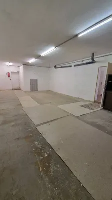 10-Zimmer-Gewerbeimmobilie mieten in Bruck an der Leitha – 188 m², € 700 – Bild 11 von 18