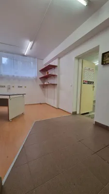 10-Zimmer-Gewerbeimmobilie mieten in Bruck an der Leitha – 188 m², € 700 – Bild 10 von 18
