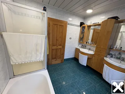 9-Zimmer-Haus kaufen in Braunau am Inn – 251,8 m², € 790.000 – Bild 11 von 12