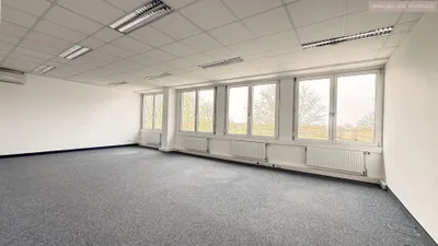 10-Zimmer-Gewerbeimmobilie mieten in Bruck an der Leitha – 487 m², € 6.243 – Bild 3 von 18