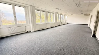 10-Zimmer-Gewerbeimmobilie mieten in Bruck an der Leitha – 487 m², € 6.243 – Bild 2 von 18
