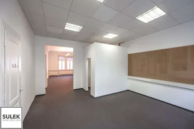7-Zimmer-Gewerbeimmobilie mieten in Wien – 402 m², € 7.998 – Bild 13 von 32