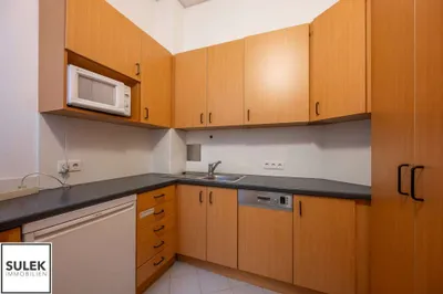 7-Zimmer-Gewerbeimmobilie mieten in Wien – 402 m², € 7.998 – Bild 17 von 32