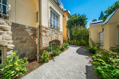11-Zimmer-Immobilie kaufen in Wien – 700 m², € 8.900.000 – Bild 2 von 21