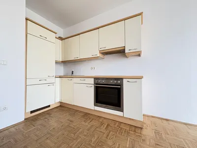 1-Zimmer-Wohnung mieten in Linz – 33,8 m², € 555 – Bild 3 von 7
