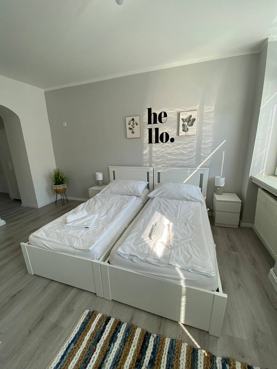 Profitables Smart-Hotel (10 Zimmer/30 Betten) in 1230 Wien - Top U-Bahn-Lage - Ansicht 2