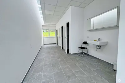 Gewerbeimmobilie mieten in Hallein – 181 m², € 2.078 – Bild 5 von 7