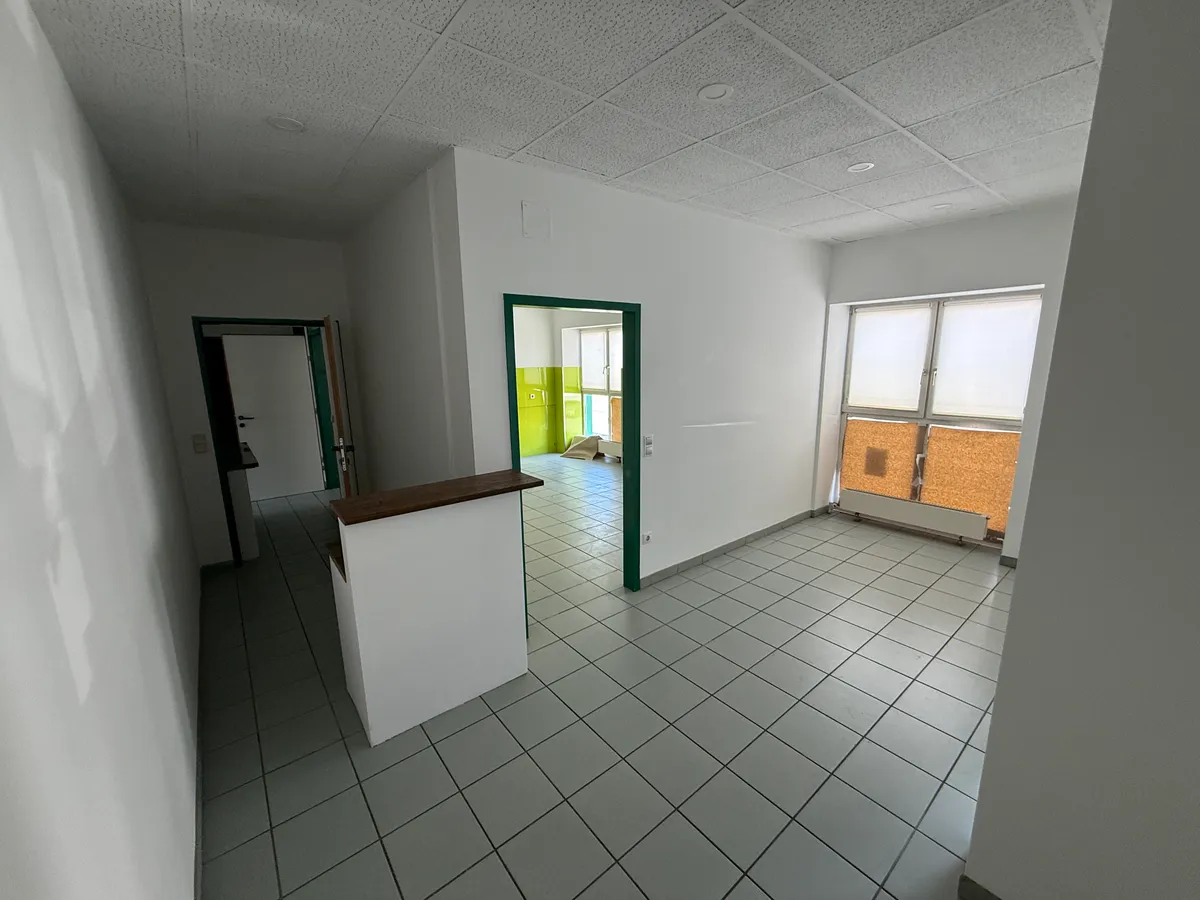 Büro/ Gewerbefläche in frequentierter Lage -1100 mit vielseitigen Nutzung - Ansicht 3