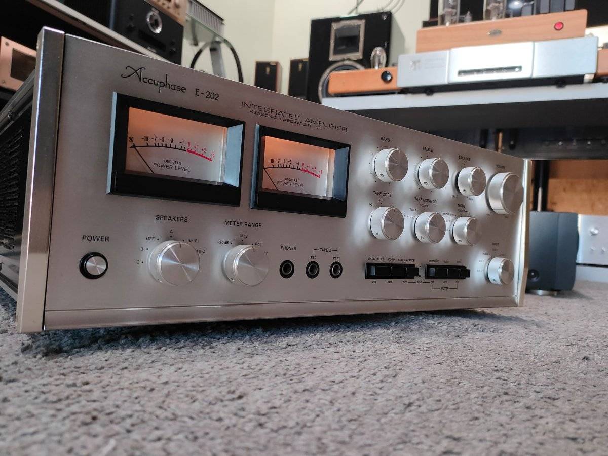 Used accuphase 202 for Sale | HifiShark.com
