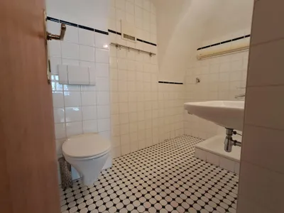 2-Zimmer-Wohnung mieten in Krems an der Donau – 86,82 m², € 849 – Bild 10 von 13