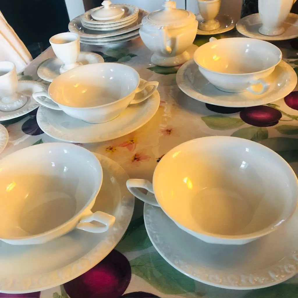 Rosenthal Classic Rose Germany, € 390,- (1220 Wien)