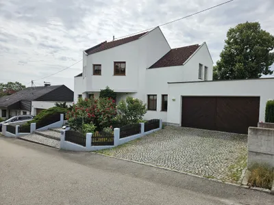 6-Zimmer-Haus kaufen in Linz Land – 198 m², € 939.000