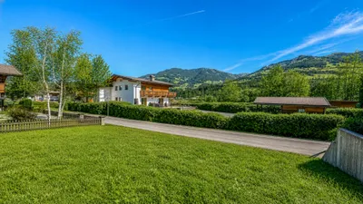 Grundstück kaufen in Kitzbühel – 825 m², € 1.950.000 – Bild 2 von 16