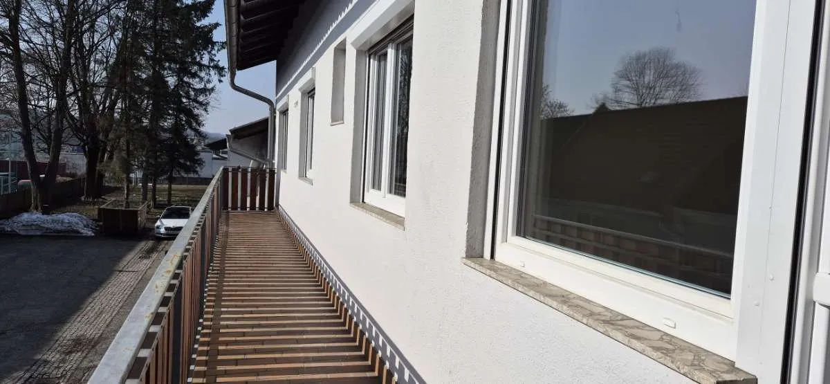 8200 Gleisdorf, Weizerstraße: 4-Zi. Büro mit ca. 104,91m² Wfl. und Balkon - Ansicht 2