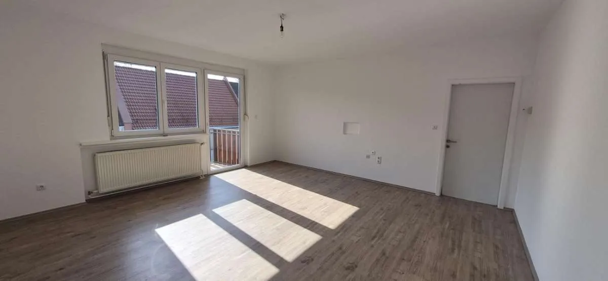 8200 Gleisdorf, Weizerstraße: 4-Zi. Büro mit ca. 104,91m² Wfl. und Balkon - Ansicht 3