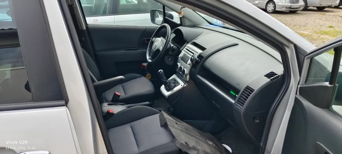 Mazda Mazda5