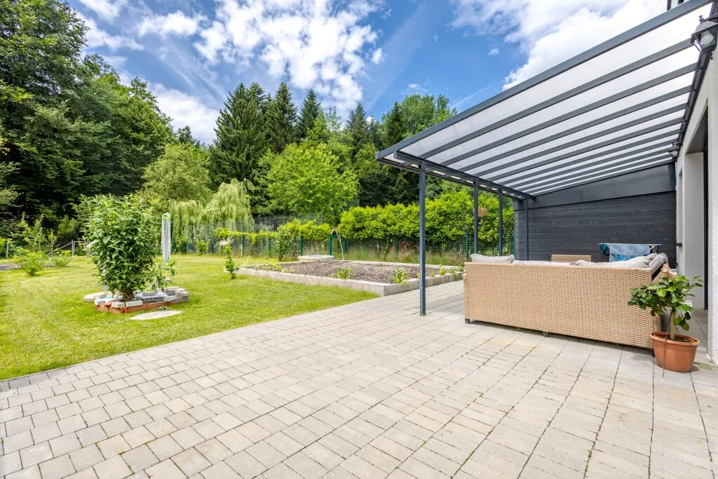 Exklusives Traumhaus mit Smart-Home-Technologie, großem Garten und hochwertiger Ausstattung - Ansicht 3